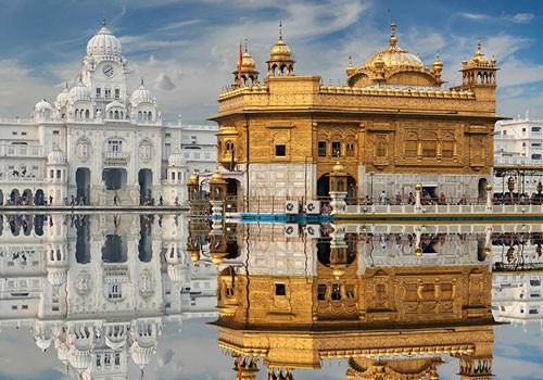 Rajasthan Tour with Amritsar Itinerary: A Cultural Odyssey Across Royal Heritage and Spiritual Grandeur